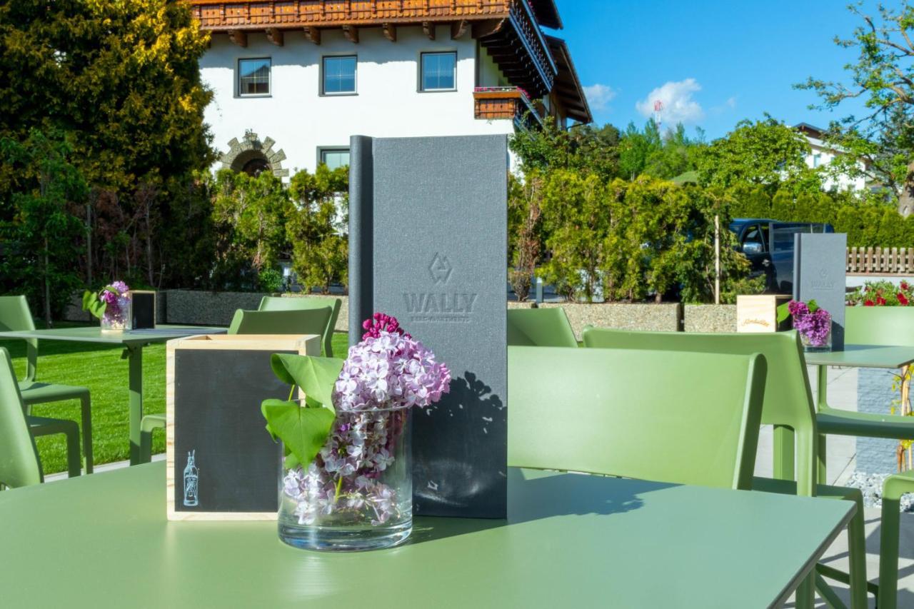 Wally Berg-Appartements Zams Ngoại thất bức ảnh