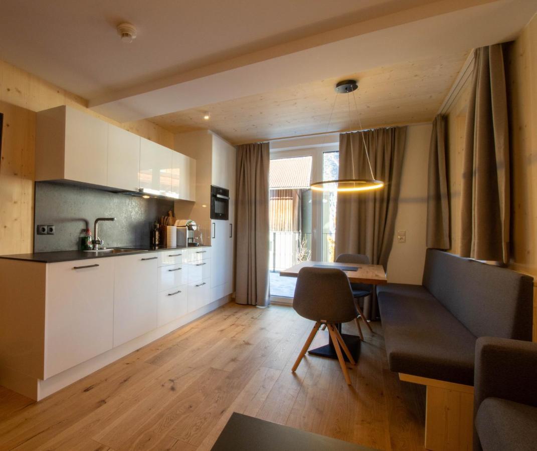 Wally Berg-Appartements Zams Ngoại thất bức ảnh