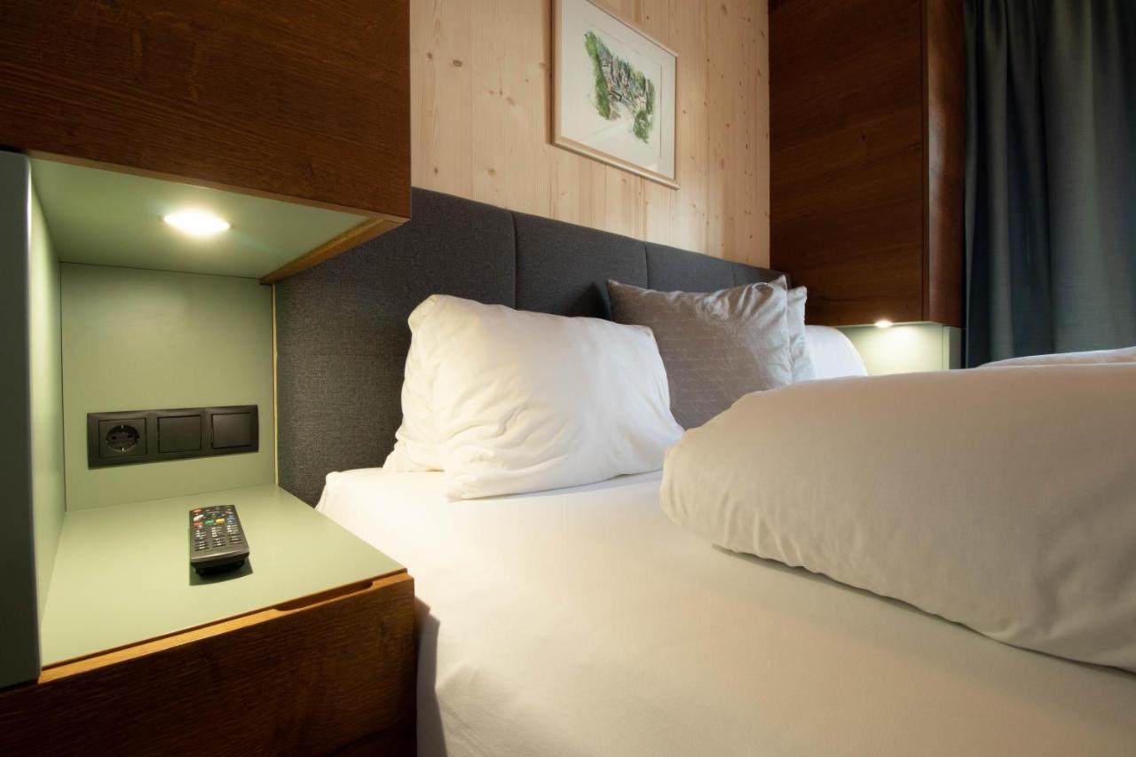 Wally Berg-Appartements Zams Ngoại thất bức ảnh